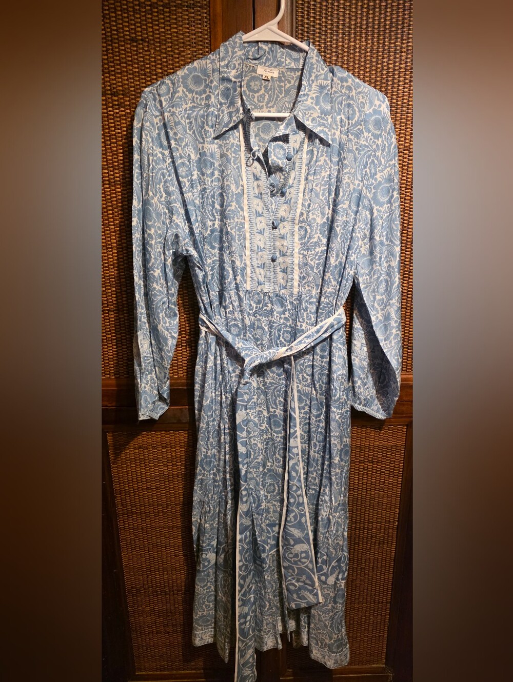 Farylina NWOT XL PTP 21 Light Blue Floral Button-Front Maxi Dress with Waist Tie